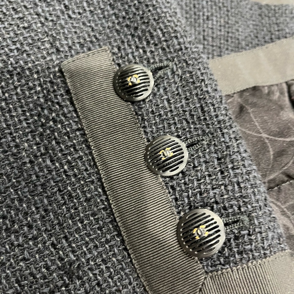 Vintage Chanel 2002 chanel black cotton blend jacket size 38 in us ( SOLD)